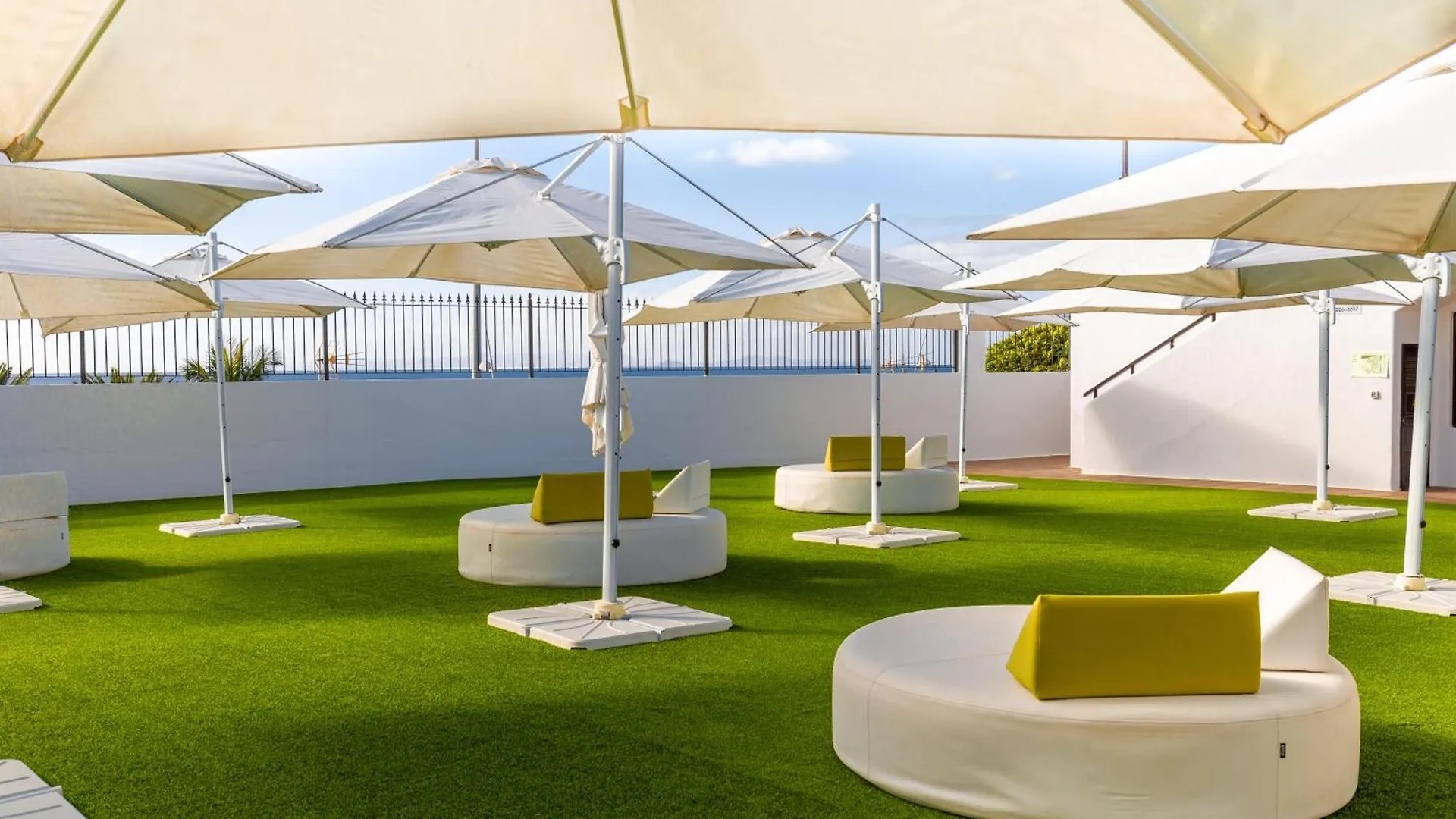 Aparthotel R2 Bahia Kontiki Puerto del Carmen   Puerto del Carmen (Lanzarote)